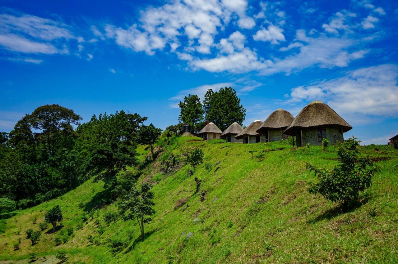 Lake Nyamirima Cottages Fort Portal Ngoại thất bức ảnh
