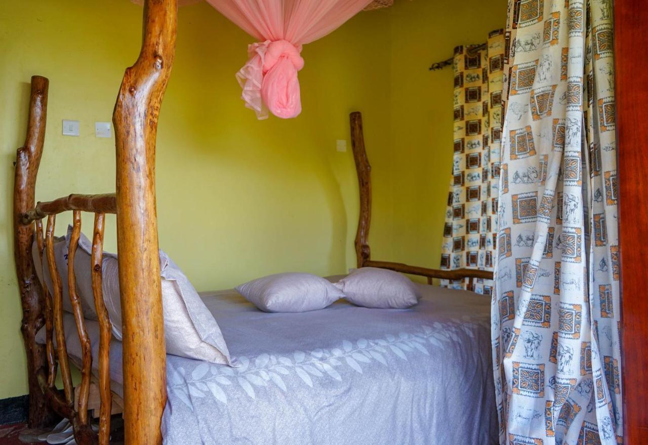 Lake Nyamirima Cottages Fort Portal Ngoại thất bức ảnh