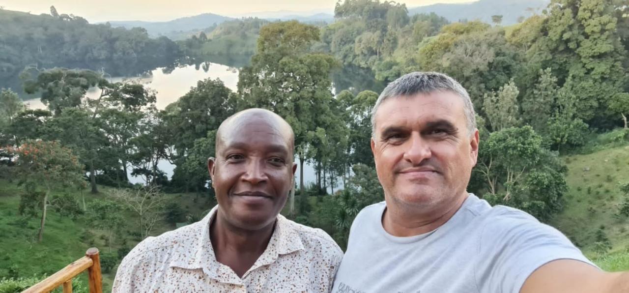 Lake Nyamirima Cottages Fort Portal Ngoại thất bức ảnh